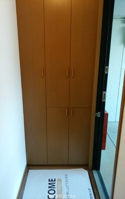 ガーデンヒルズA棟  玄関