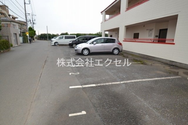 アピア2 駐車場
