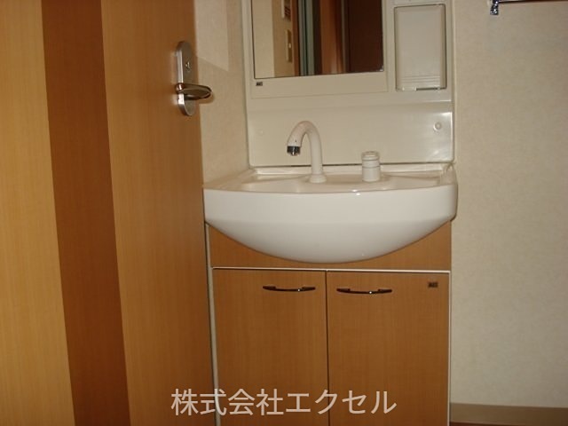 カサベルデ 洗面所