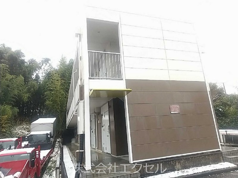 レオパレスTAKIYAMA エントランス