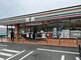 カーサフォレスタ コンビニ
