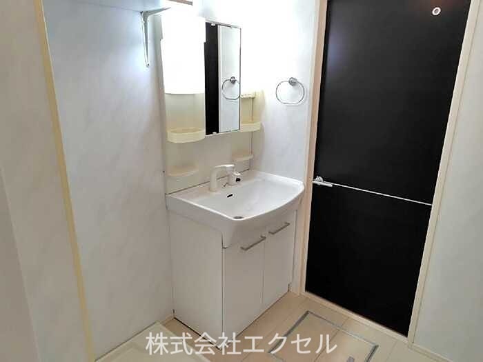 グランシャリオ万願寺 洗面所