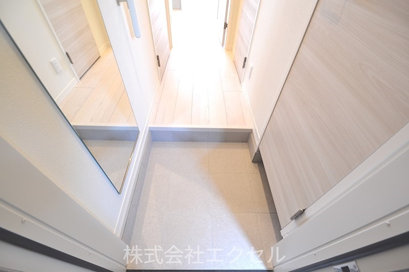 シャーメゾン小作台 玄関