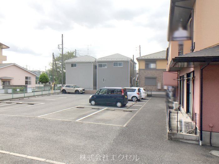 エステートＭＦ1 駐車場