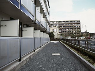 レオパレスカモミールB ベランダ
