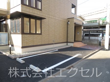 ヴィクトワール 駐車場