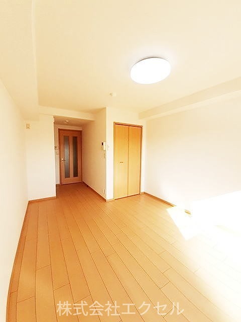 エンピエッサ東大和 リビング