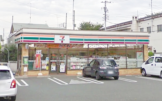 エンピエッサ東大和 コンビニ