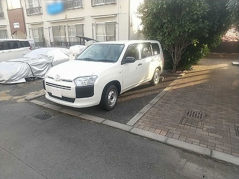 レオパレスクラージュ 駐車場