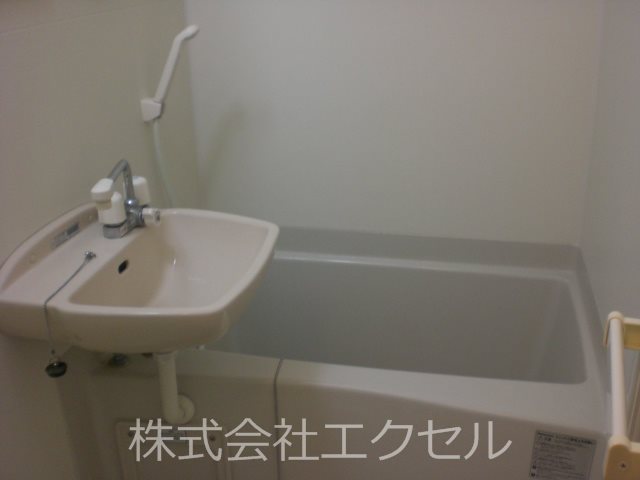 レオパレスクラージュ 風呂画像
