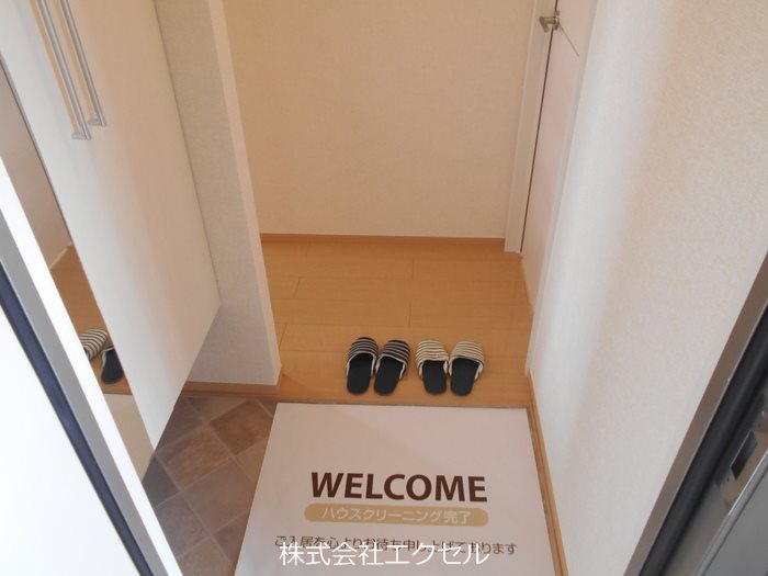 カサベルデ長岡 玄関