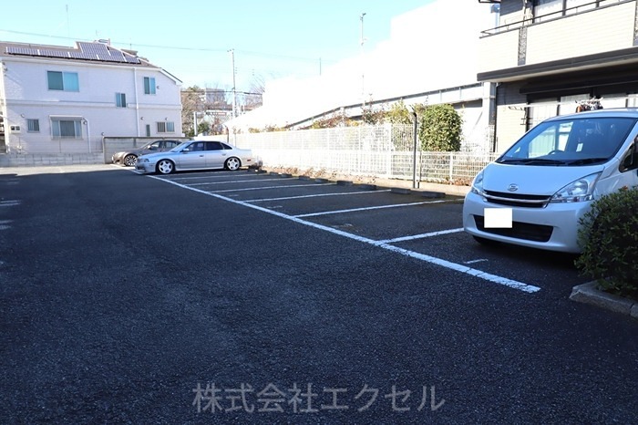 エスポワール東大和 駐車場