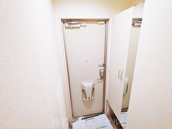 グラーヴェル 玄関