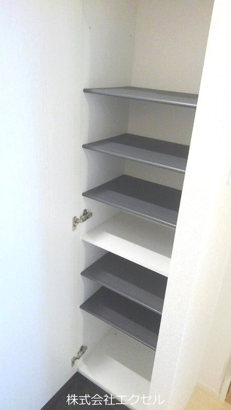 クレイノＧＡＲＤＥＮ丘2 玄関