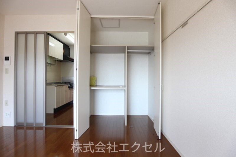 ＮＳハイツ 収納