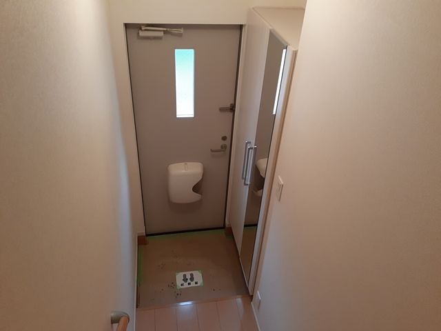 パティオＴ 玄関
