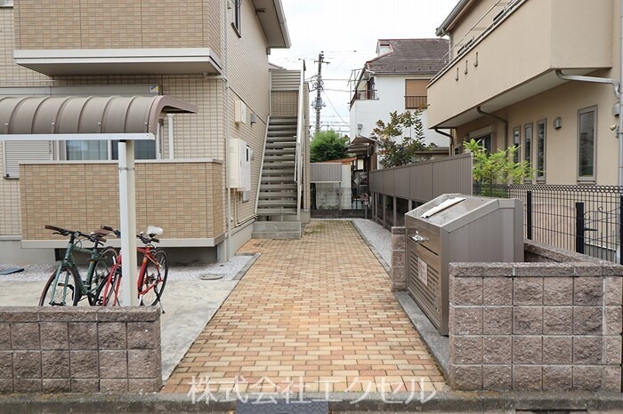 ベルウィルＳ エントランス