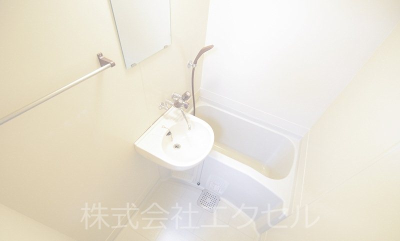 レオパレスグリーングラス 風呂画像
