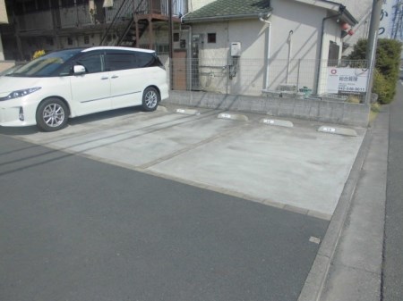 ソレアードＳ 駐車場