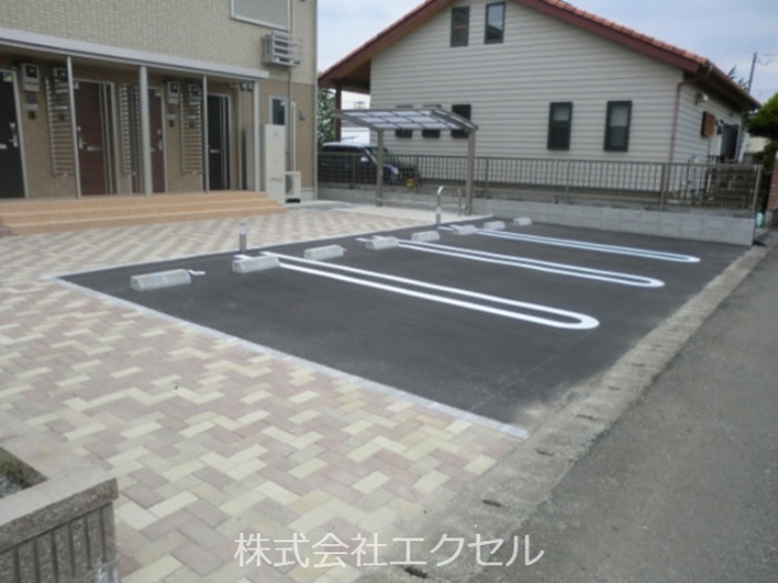 ブランヴェール 駐車場