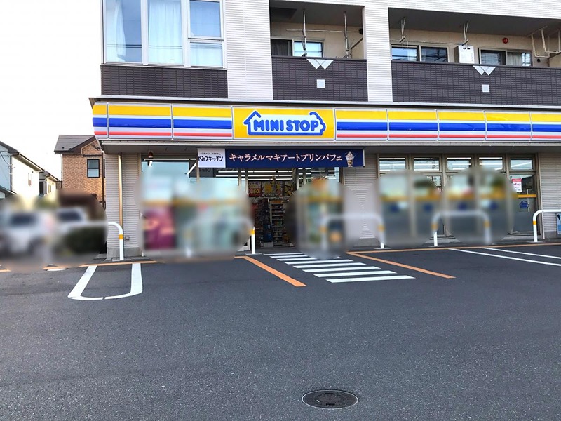 クレアンジュ  コンビニ