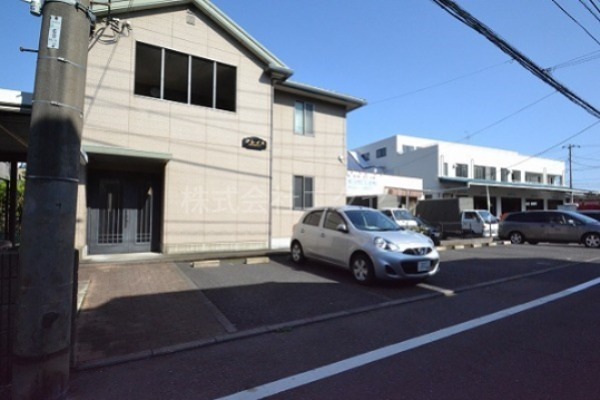 グレイス 駐車場