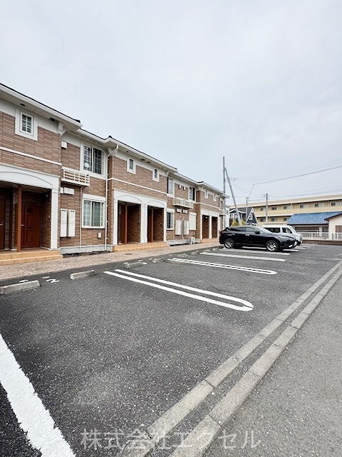 ブリッサベル 駐車場
