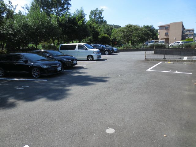 グラニテ 駐車場