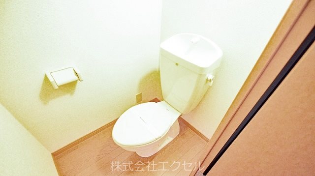 レオパレスシャローム トイレ