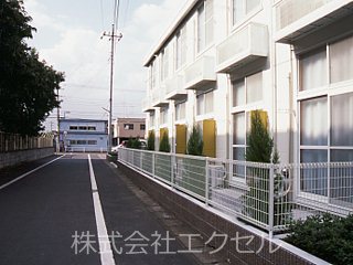 レオパレスメルベーユ ベランダ