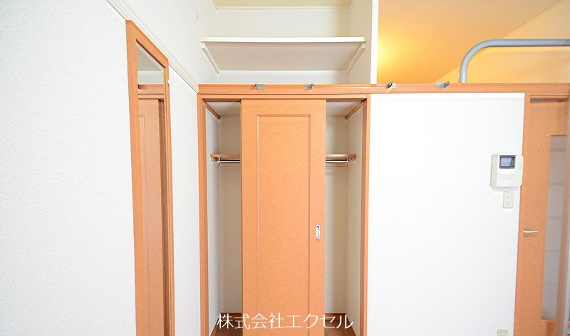 レオパレススティジミハル 収納