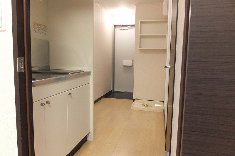 レオネクストアルデンテ本町 玄関