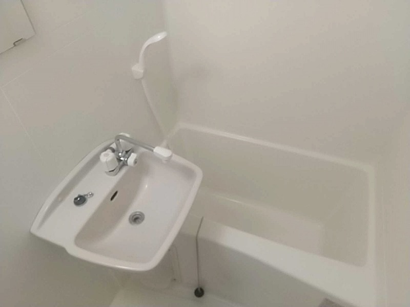 レオパレスハーモニー 風呂画像