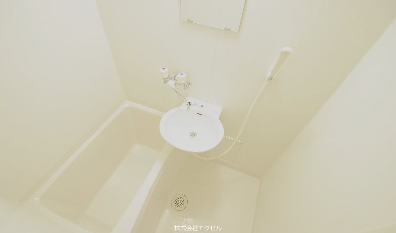 レオパレス愛風 風呂画像