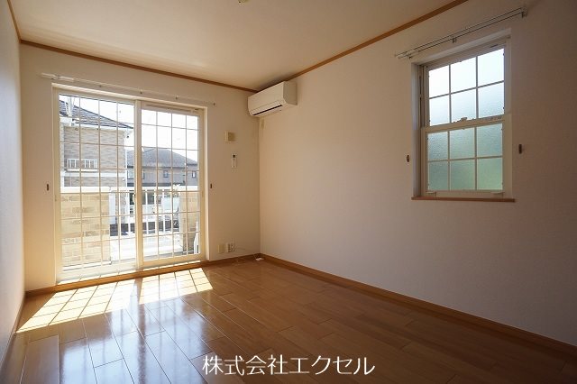サウザンズヒルA リビング