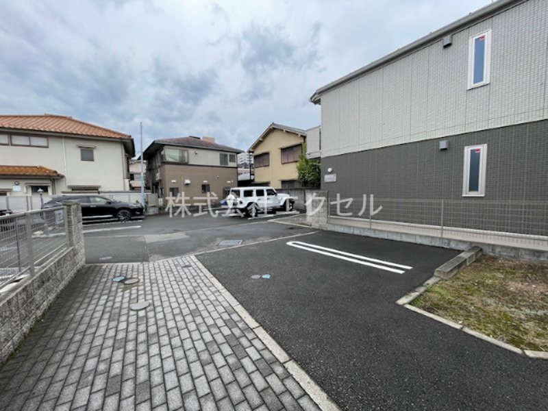 ココンセレソ 駐車場