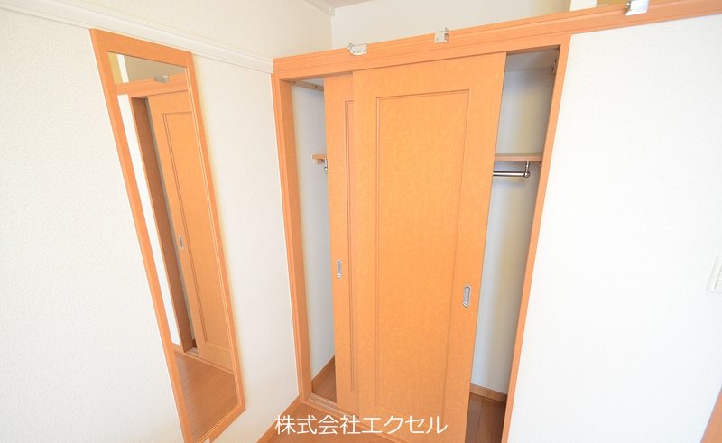 レオパレスアイステイ 収納