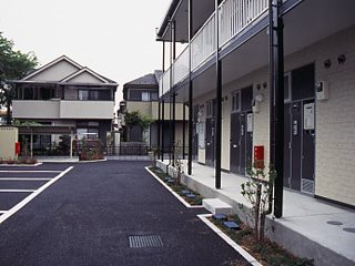 レオパレスＴＡＫＡ エントランス