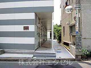 レオパレス銀河 エントランス