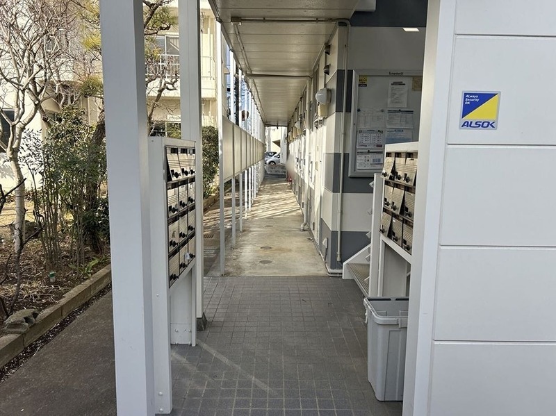 レオパレス銀河 ロビー