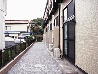 レオパレスホープ ベランダ