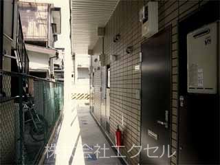 レオパレスＹＫ武蔵台 エントランス