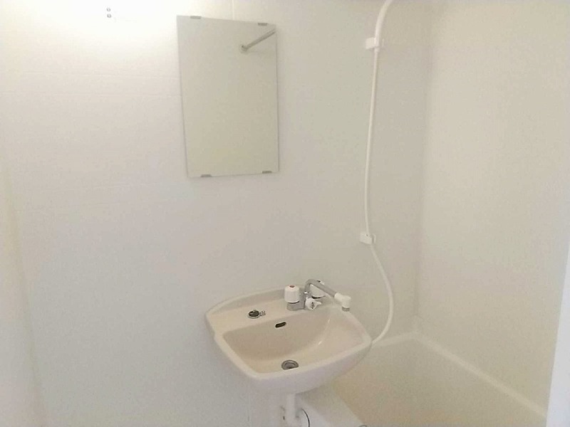レオパレスフェリーチェ 洗面所