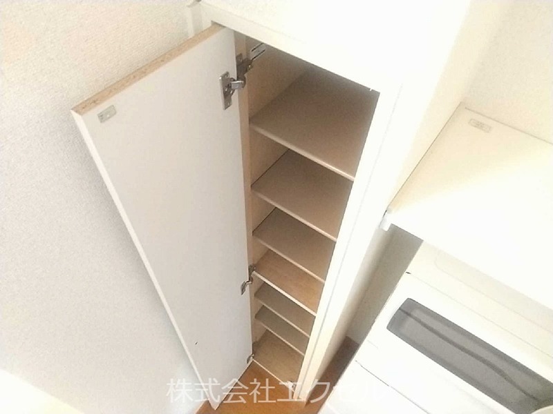 レオパレスフェリーチェ 内装