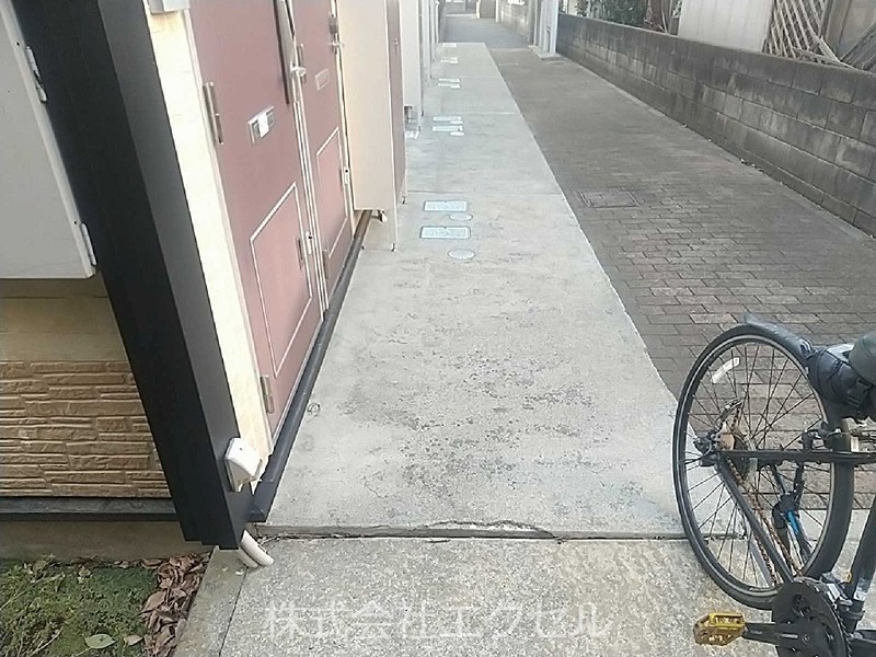 レオパレスフェリーチェ ロビー