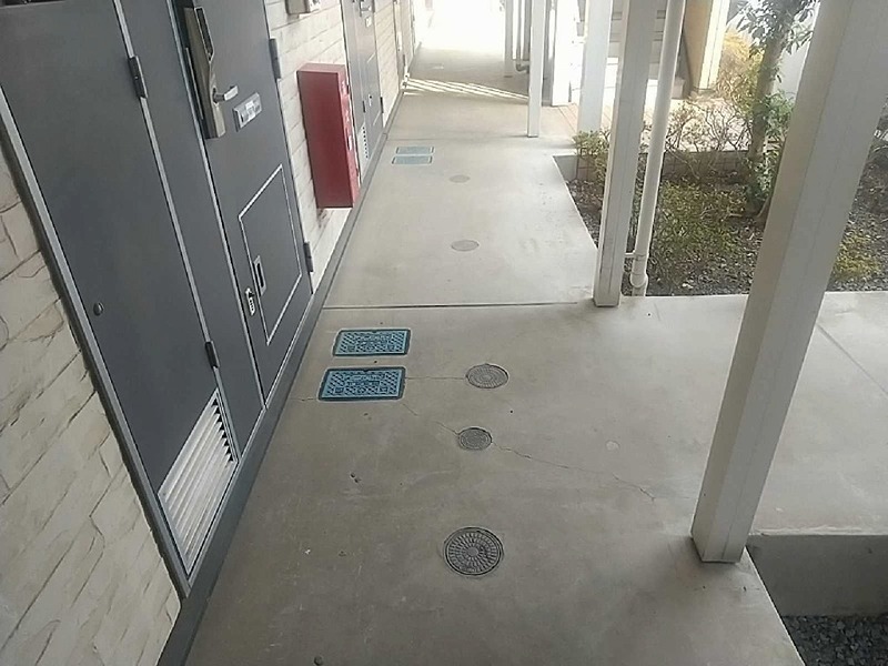 レオパレスポテトハウス2 エントランス