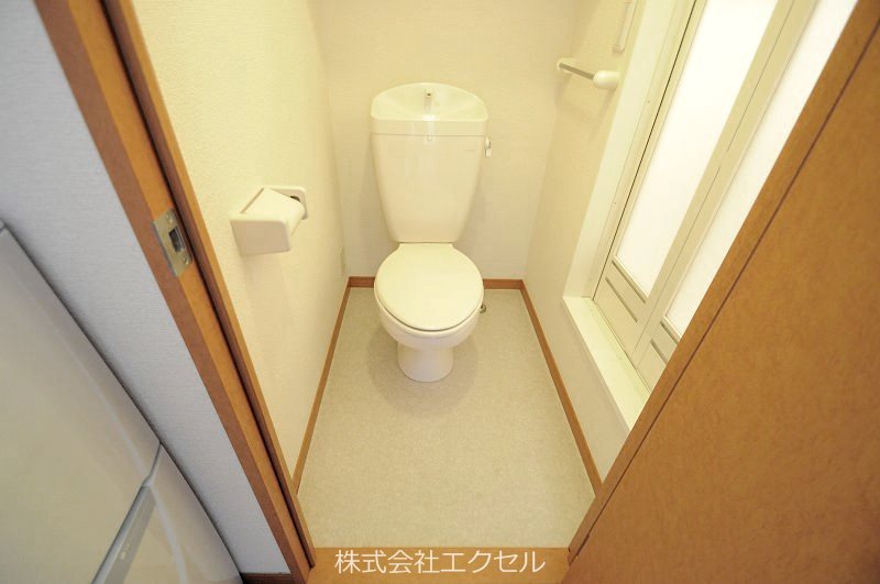 レオパレスグリーンリーブズ トイレ