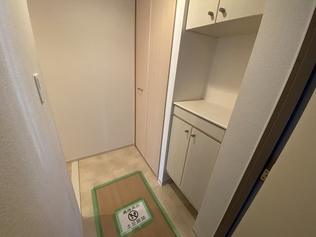 セイバリーレジデンス 玄関