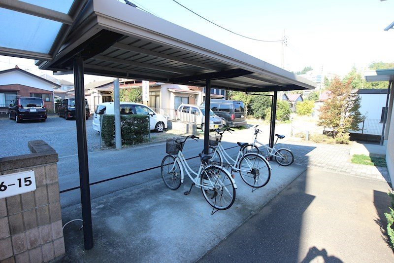グランドール左入 駐車場