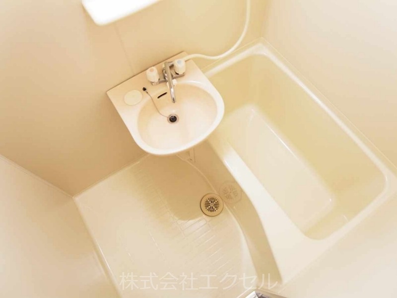 レオパレスＣａｌｍ戸倉2 洗面所